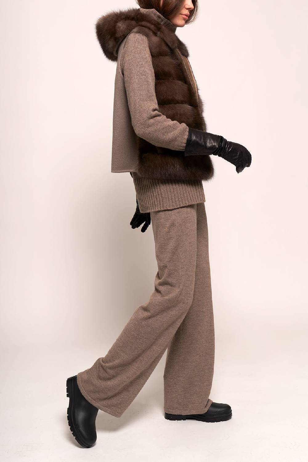 Manzoni 24 Gilet zibellino con cashmere 2025