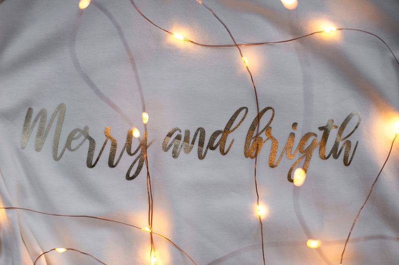 Olive E Miele T-SHIRT MERRY AND BRIGHT WHITE Vendita Calda