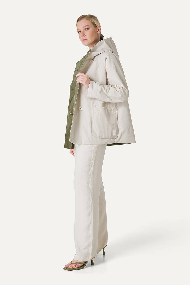 Oof Wear IMPERMEABILE REVERSIBILE CON CAPPUCCIO IN NYLON MEMORY 9411 - PANNA/VERDE MIMETICO Prezzo Ridotto