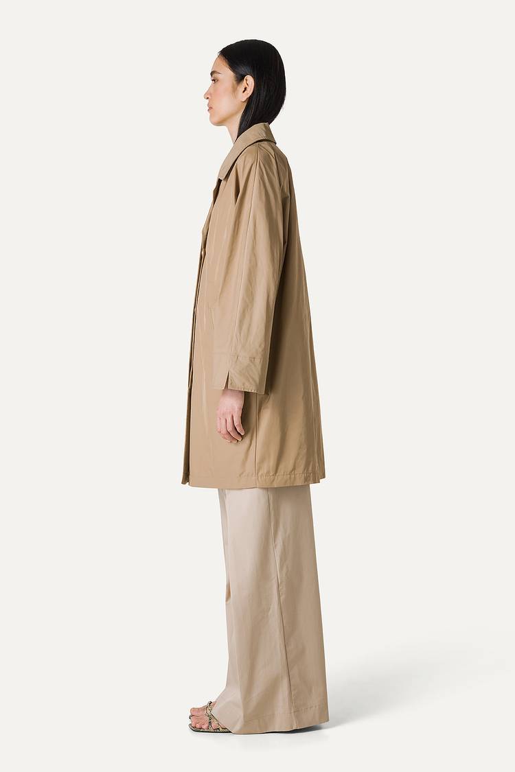Oof Wear TRENCH IN NYLON MEMORY 9138 - BEIGE Offerta