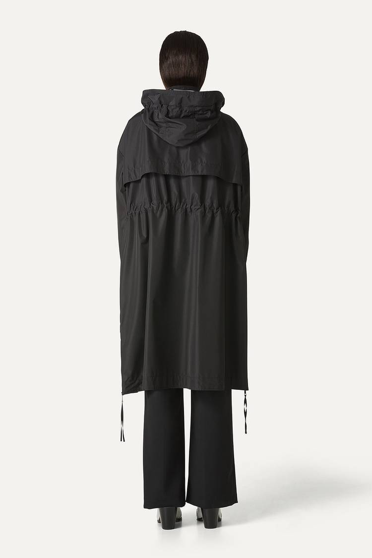 Oof Wear GIACCA LUNGA IN NYLON CON INTERNO ARGENTO 9216 - NERO Novità