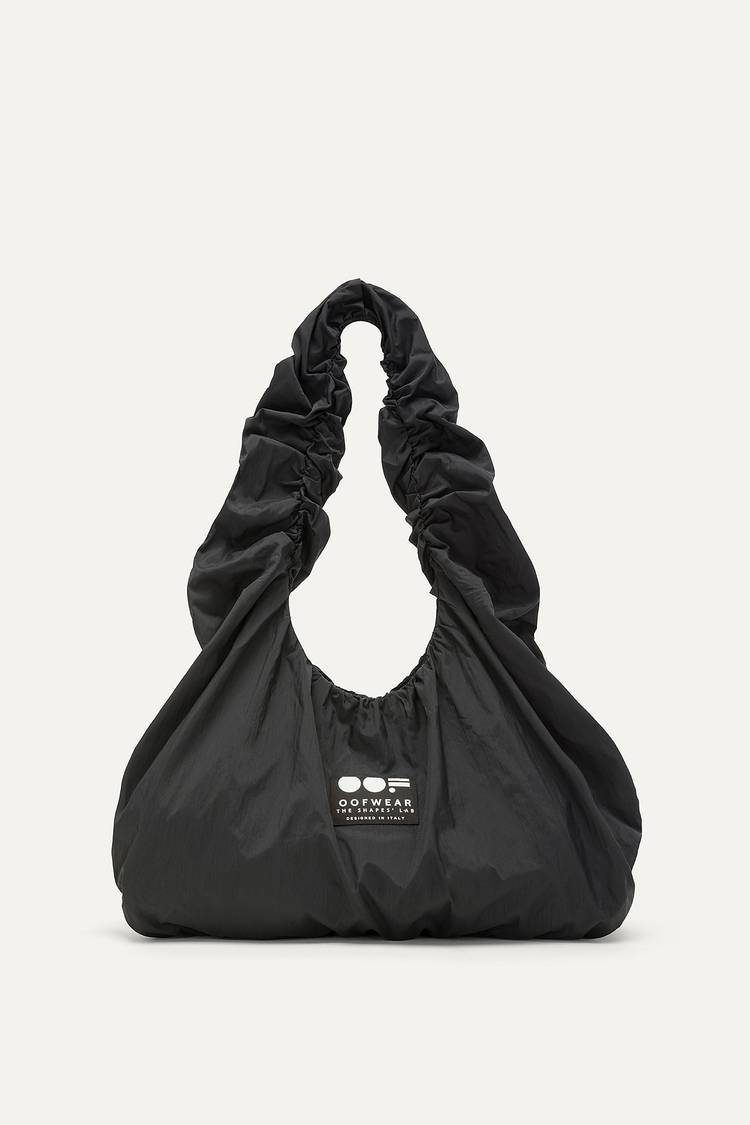 Oof Wear BORSA A SPALLA IN NYLON CRINCLE WATER REPELLENT 3079 - NERO In Linea