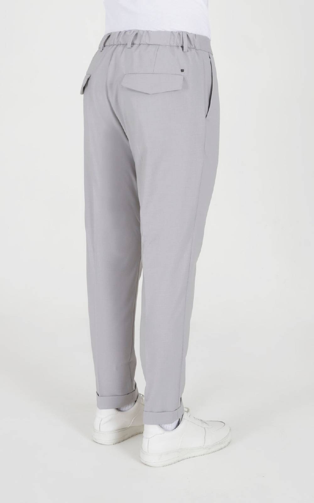 Outfit Italy Pantalaccio con laccio in fresco lana In Vendita