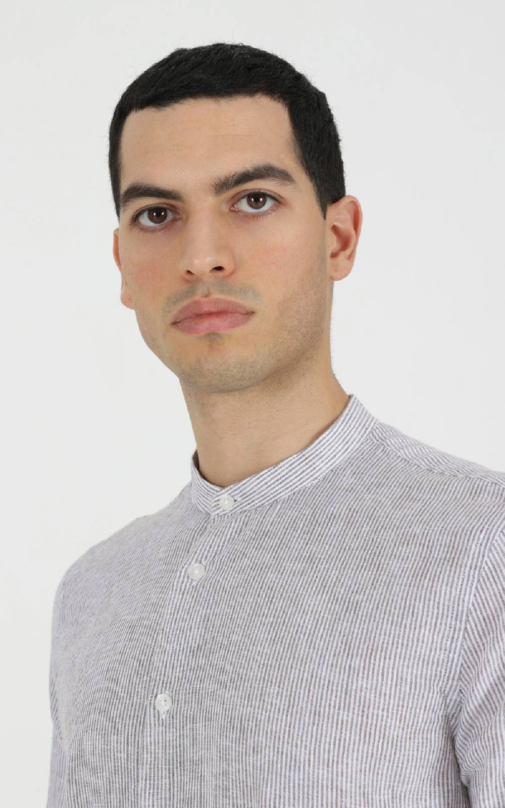 Outfit Italy Camicia coreana in misto lino rigato Nuova