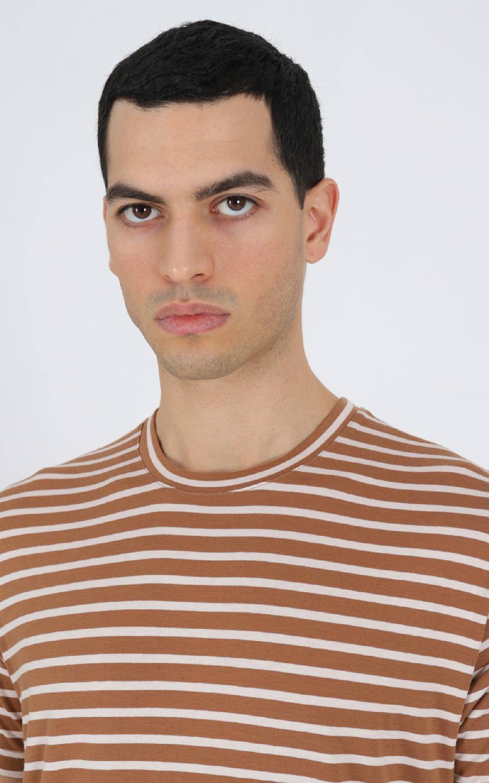 Outfit Italy T-Shirt in viscosa a righe Soddisfazione Garantita