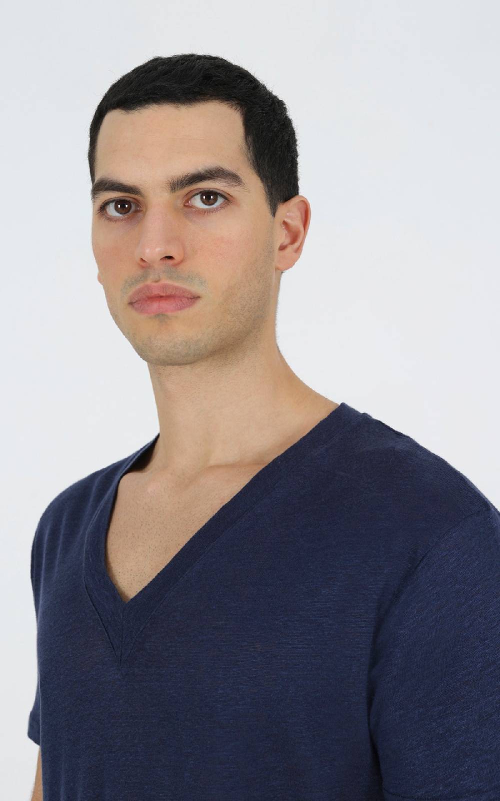 Outfit Italy T-Shirt scollo a V in lino Negozi Online