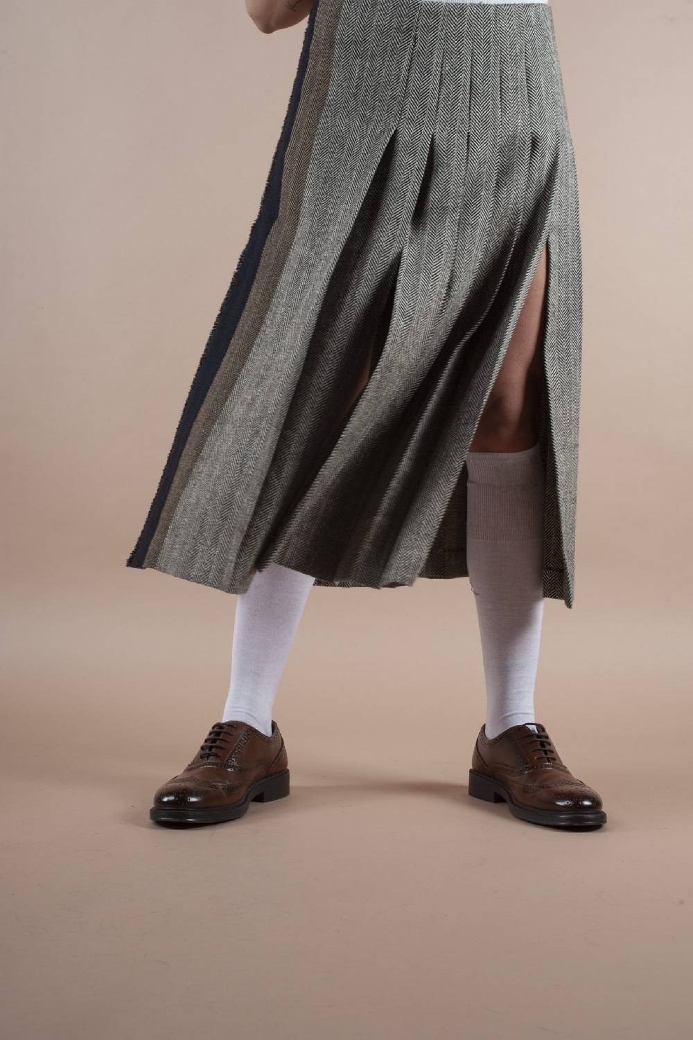 Pdr Phisique Du Role PHISIQUE DU ROLE SKIRT WITH PLEATS RESCA WITH CIMOSSA FRONT Novità