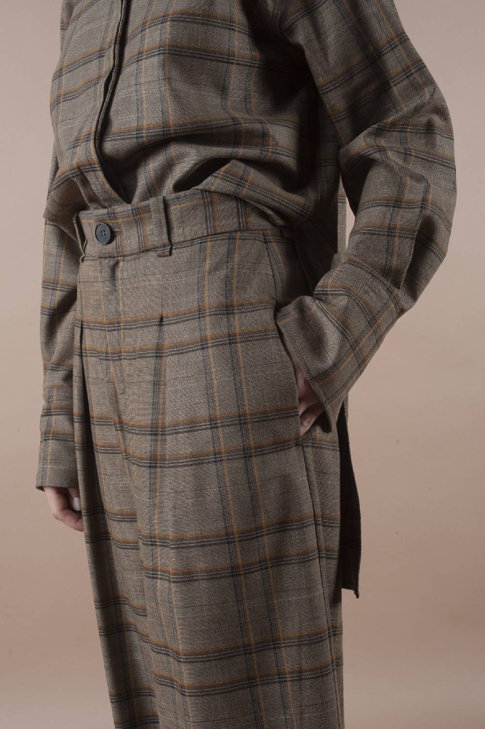 Pdr Phisique Du Role PHISIQUE DU ROLE MANNISH PANTS IN LIGHT TARTAN VIRGIN WOOL Presa