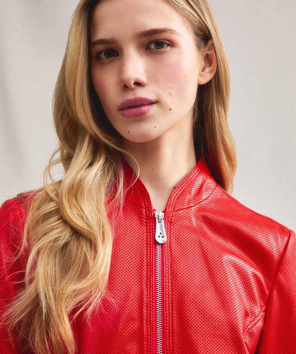 Peuterey Giacca biker lucida in pelle traforata Promozione