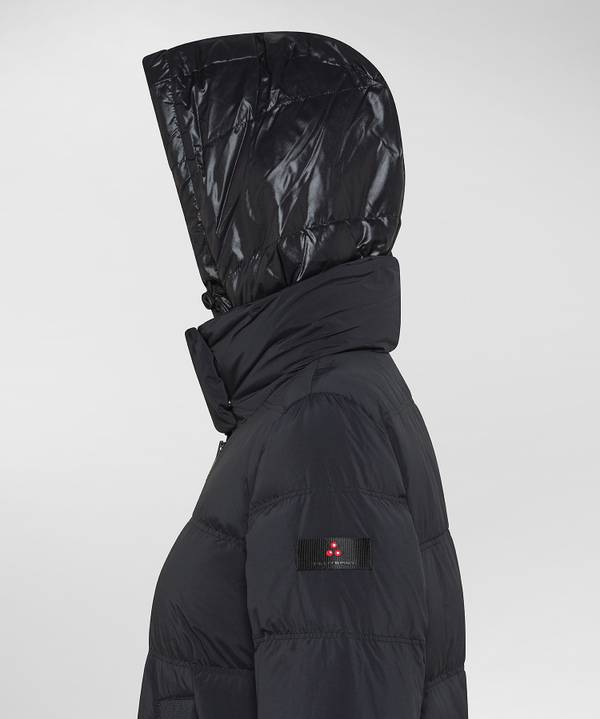 Peuterey Piumino Con Cappuccio In Contrasto Materiale Offerta