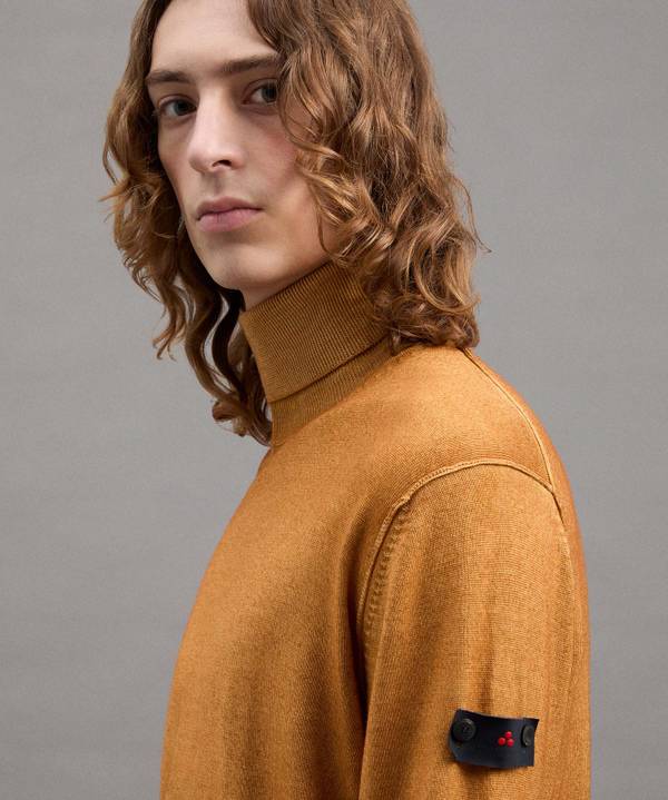 Peuterey Maglia Collo Alto In Pura Lana Hotsell