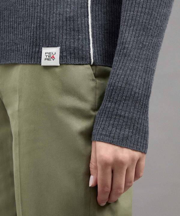 Peuterey Maglia In Lana Pettinata Sostegno trimestrale
