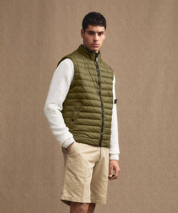 Peuterey Gilet imbottito superleggero e semilucido Fino al 60% di sconto