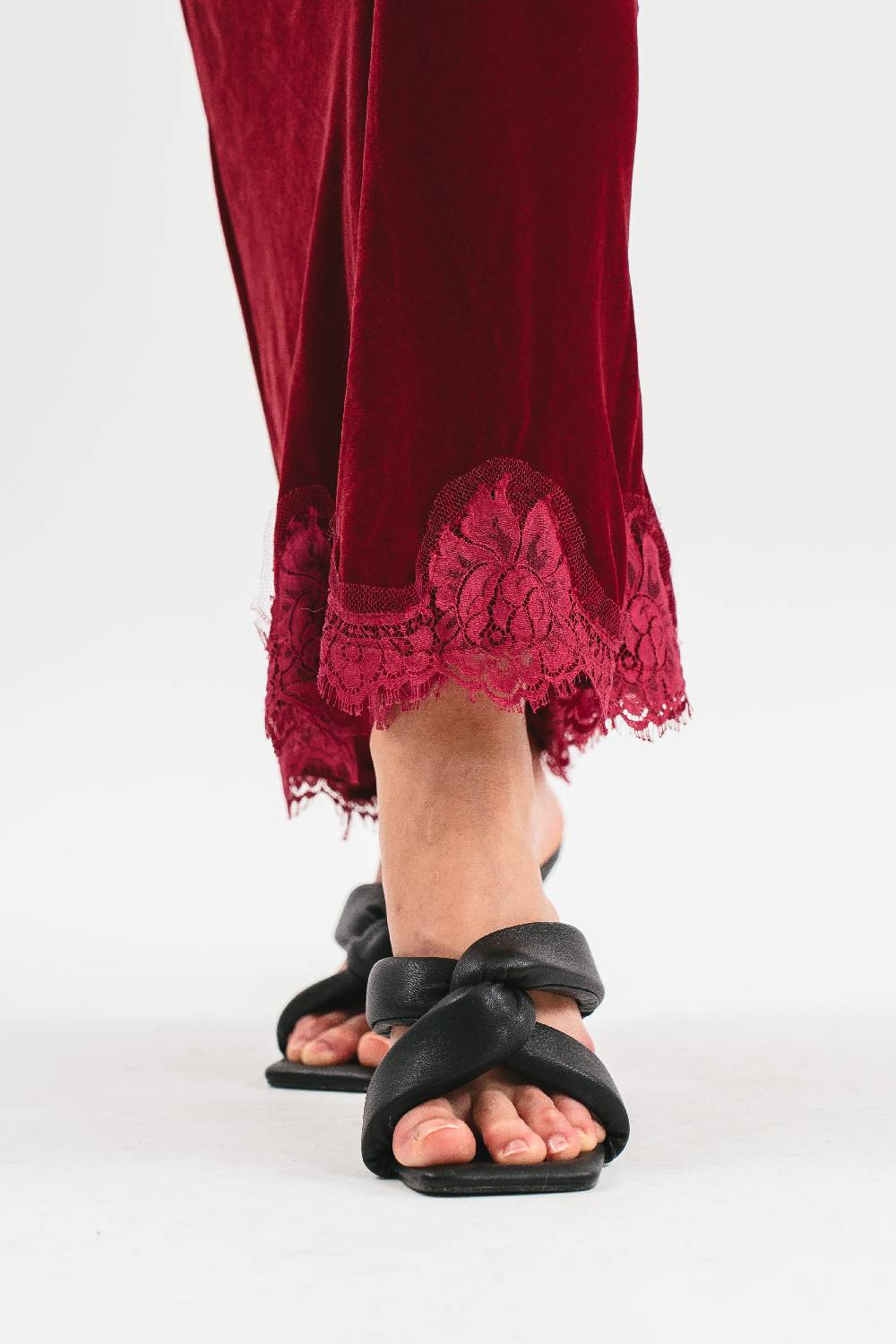 Pink Memories Slip dress in velluto con pizzo Sconto