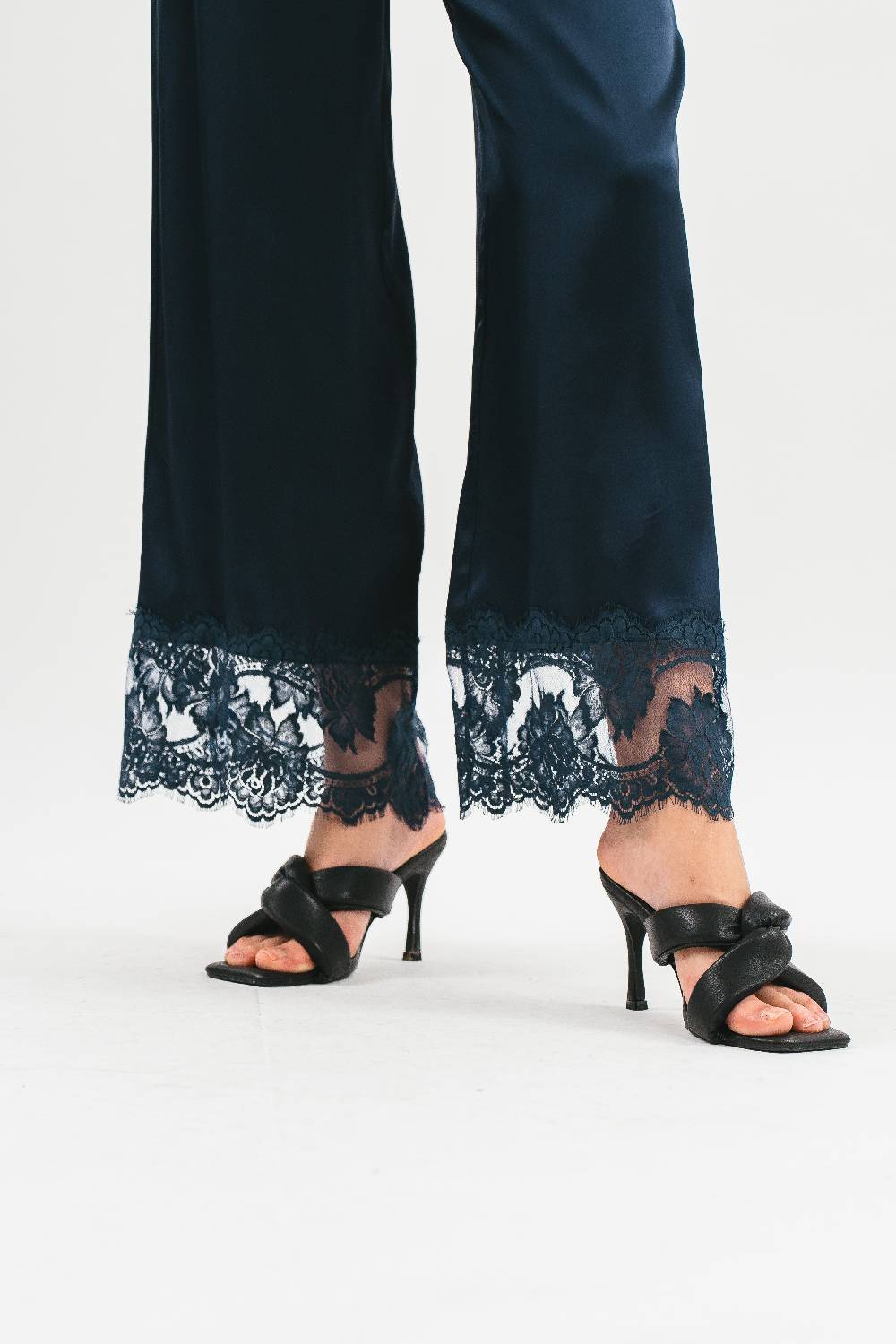 Pink Memories Pantalone con dettagli in pizzo 2025