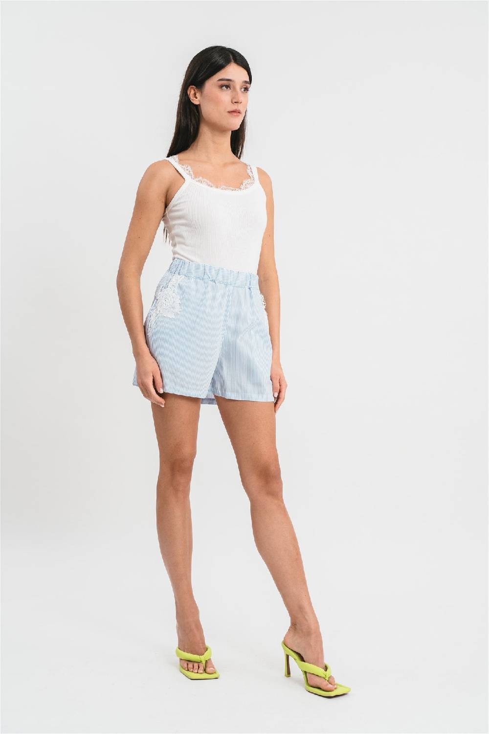 Pink Memories Bermuda a righe con dettagli in pizzo Shopping Online