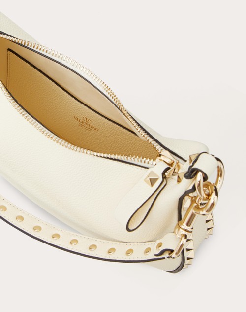 Red Valentino HOBO PICCOLA VALENTINO GARAVANI ROCKSTUD IN VITELLO GRANATO Offerta