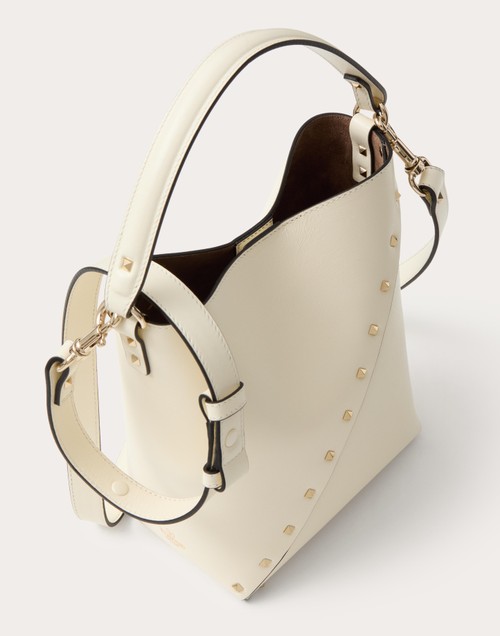 Red Valentino BORSA A SECCHIELLO VALENTINO GARAVANI VALENTINO GARAVANI ROCKSTUD WISPY IN VITELLO In Vendita