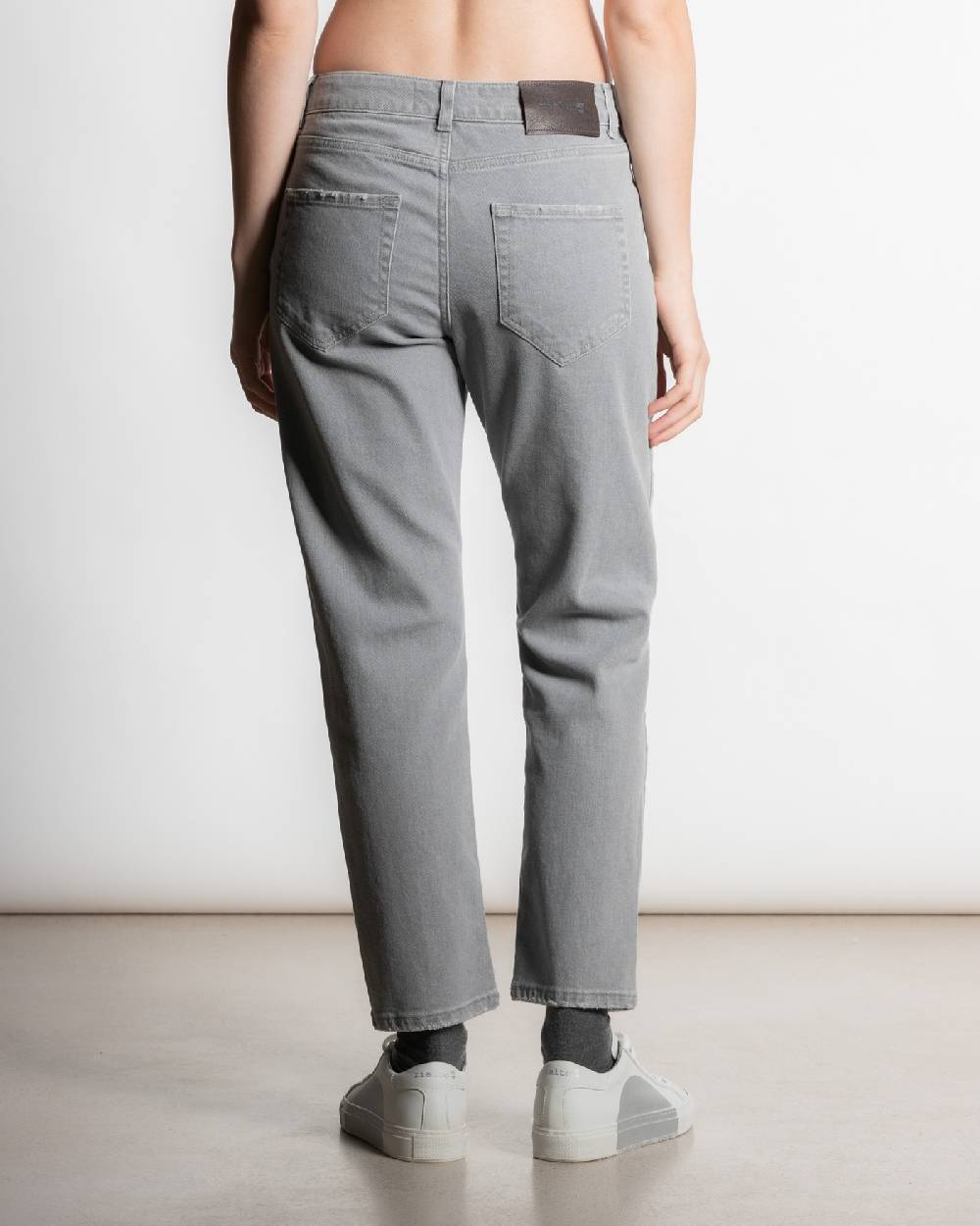Rialto 48 JEANS DRITTO Negozio