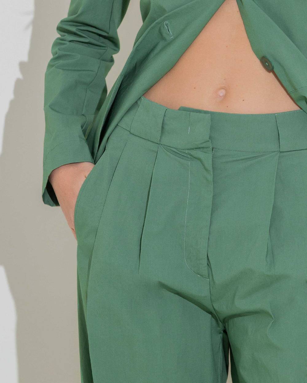 Rialto 48 PANTALONE AMPIO CON PINCES Economico