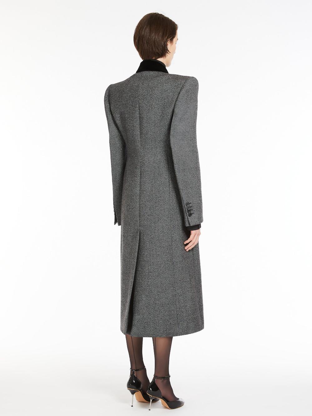 Sportmax Liuto2 oversized masculine coat In Linea