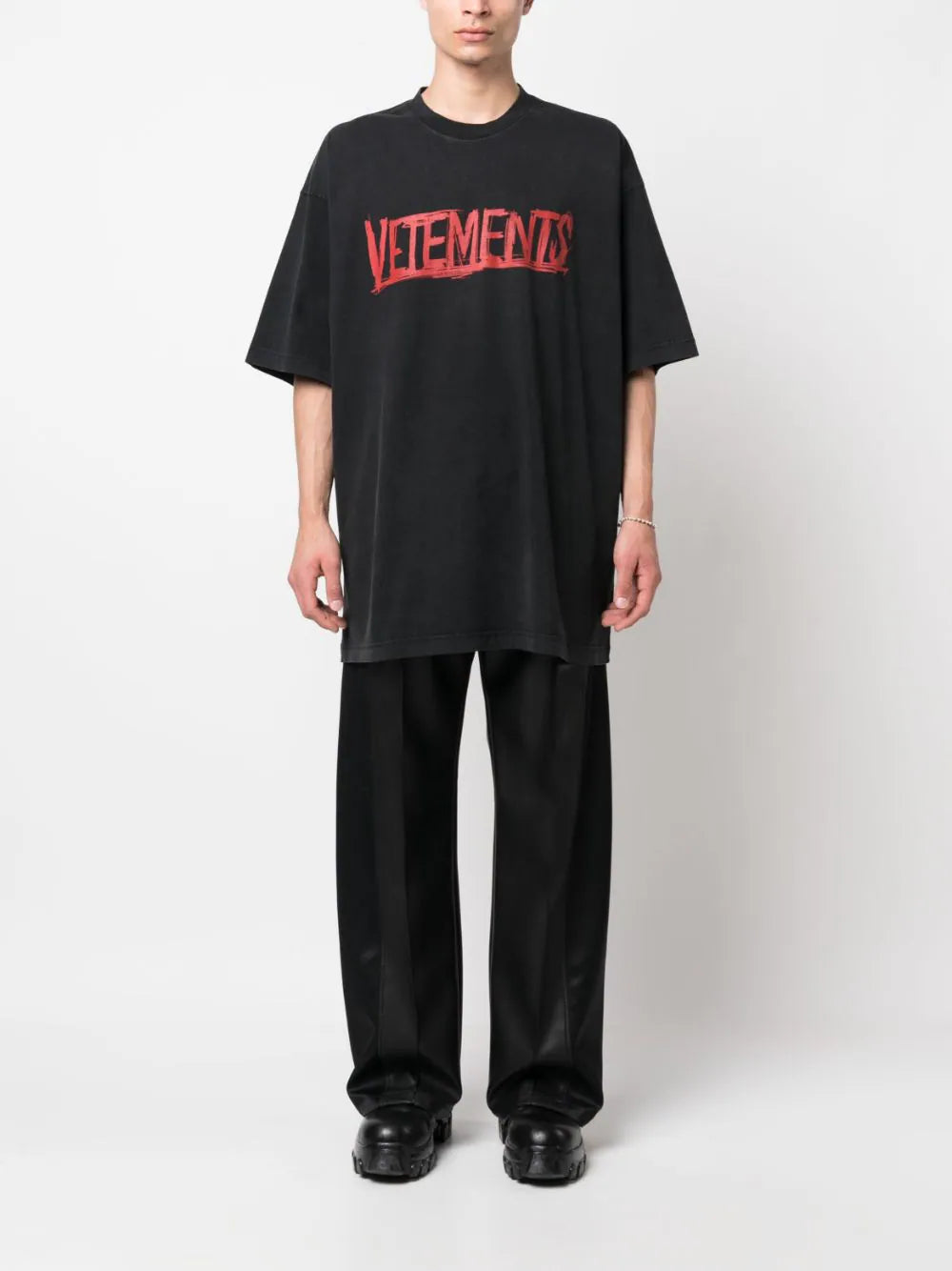 VETEMENTS Worldtour logo t-shirt 2025