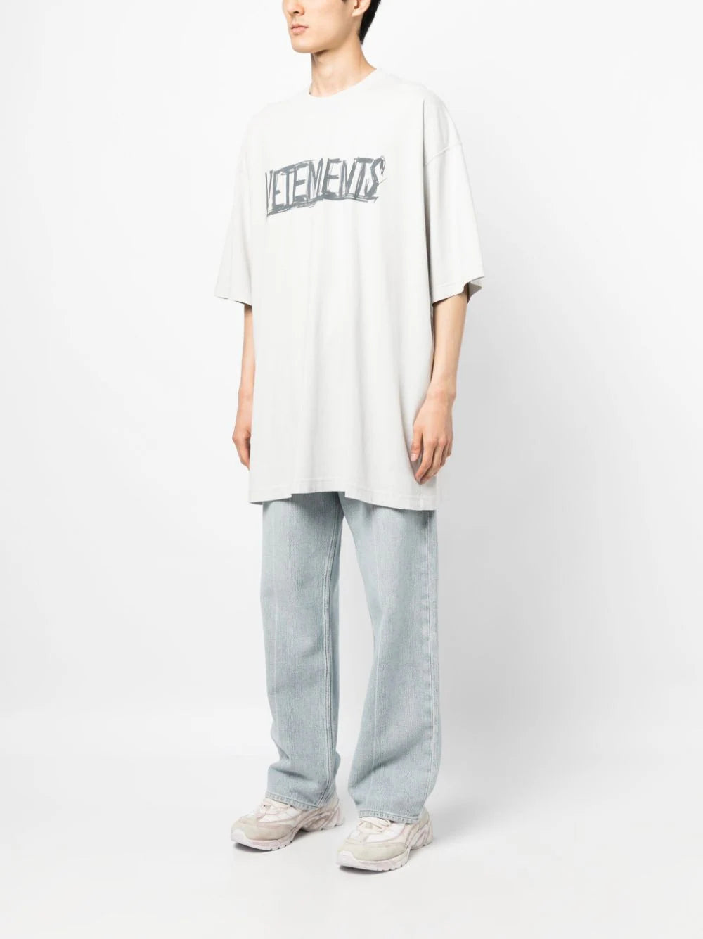 VETEMENTS Worldtour logo t-shirt Italy