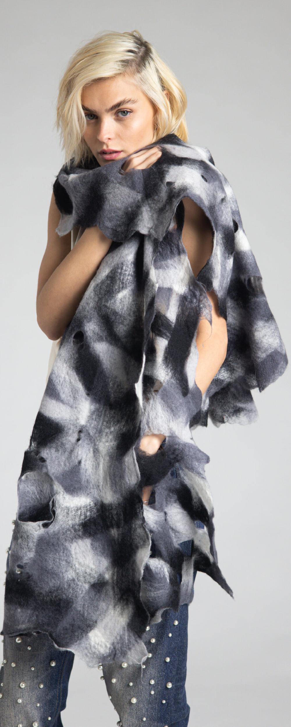 Rossano Perini SCARF 37FW24 GREY Soddisfazione Garantita