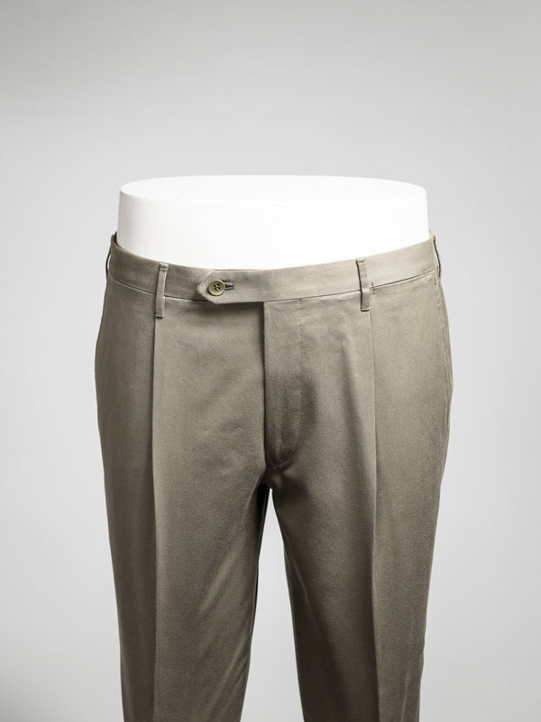 Rota Four Seasons Green pair of regular fit cotton trousers Nuovo
