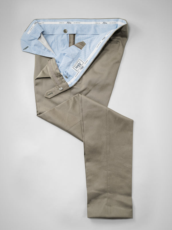 Rota Four Seasons Green pair of regular fit cotton trousers Nuovo