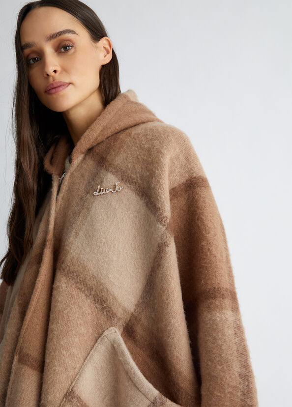 Liu Jo Poncho jacquard con cappuccio Offerta Giorno del Papà
