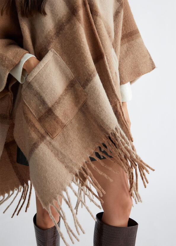 Liu Jo Poncho jacquard con cappuccio Offerta Giorno del Papà