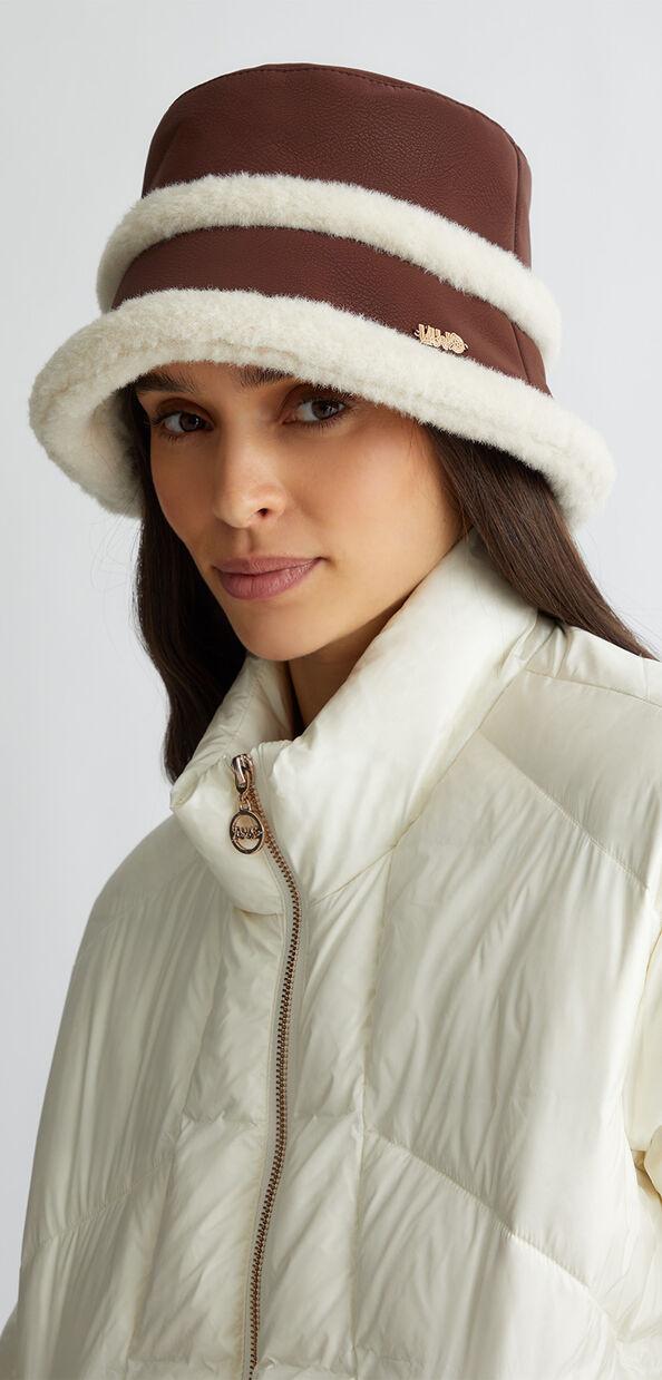 Liu Jo Cappello bucket in tessuto spalmato In vendita