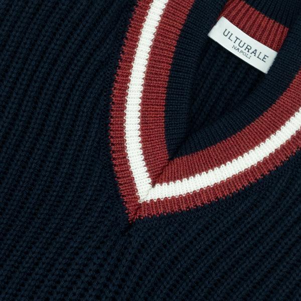 Ulturale Pullover blu in maglia inglese con scollo V a contrasto – Ulturale