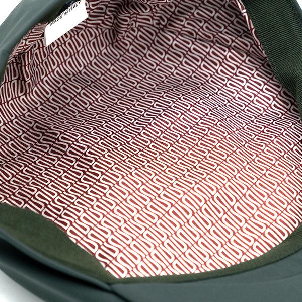 Ulturale Coppola in tessuto impermeabile verde e fodera interna di seta con pattern Ulturale burgundy - Ulturale Promozione Limitata