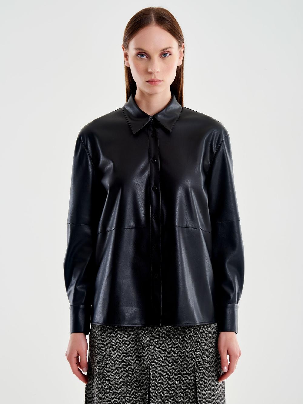 Vicolo Camicia Effetto Pelle Nero Negozio