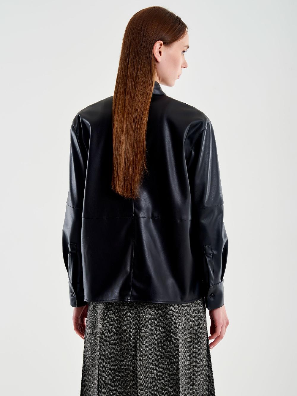 Vicolo Camicia Effetto Pelle Nero Negozio
