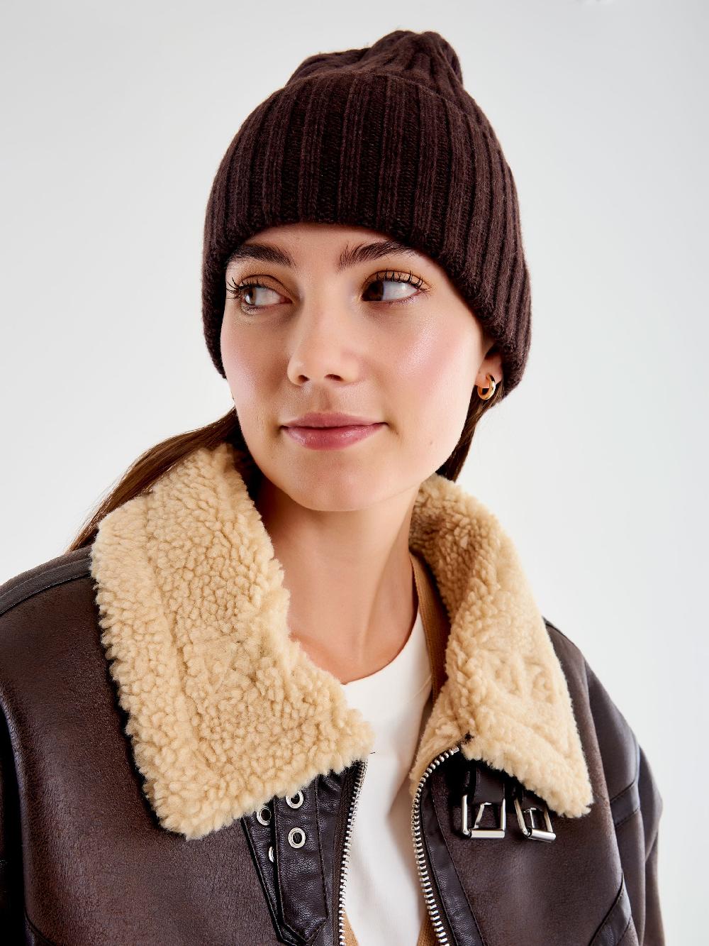 Vicolo Berretto in Maglia Basic Marrone Sconto