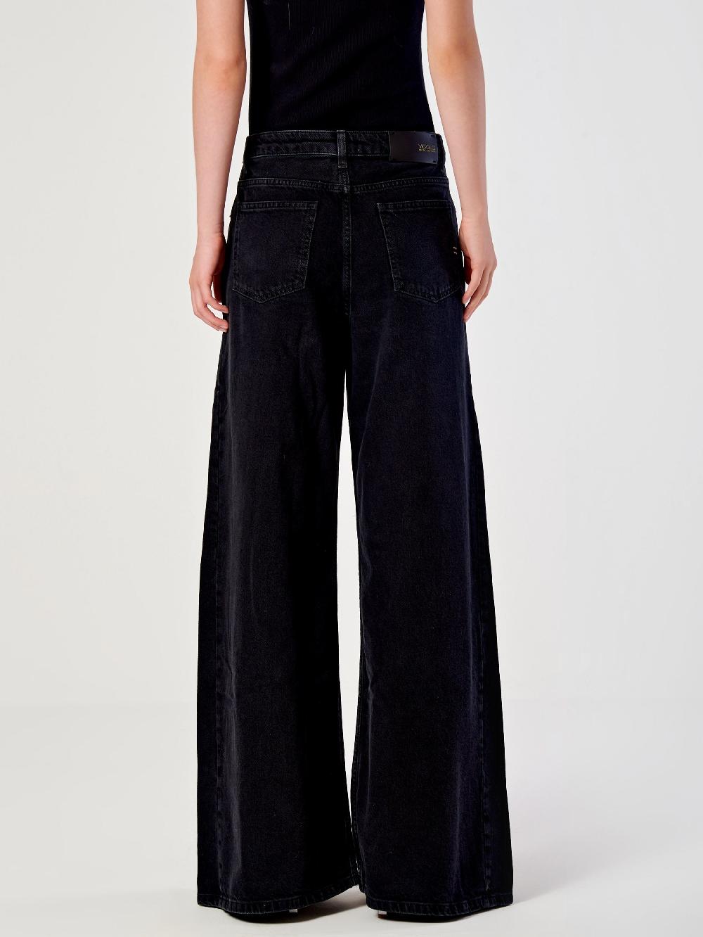 Vicolo Jeans Ampio con Pence Nero 2025