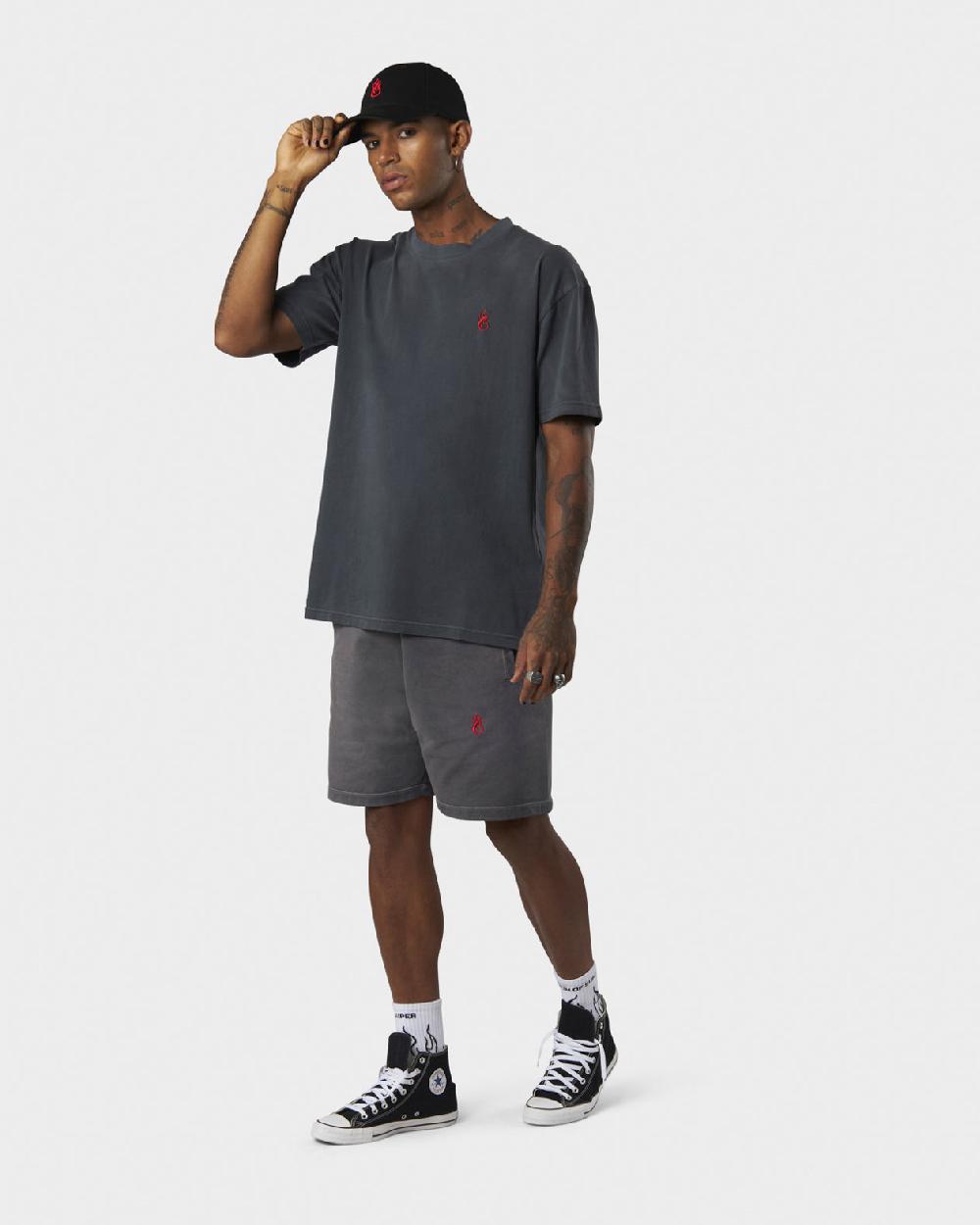 Vision Of Super COLD WASH T-SHIRT WITH RED EMBROIDERED FLAMEAND PRINTED LOGO Prezzo Ridotto