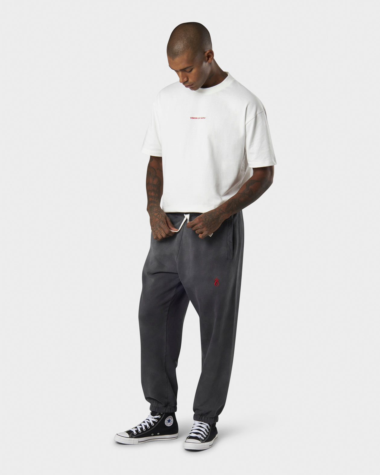 Vision Of Super COLD WASH PANTS WITH RED FLAME METAL LABEL AND PRINTED LOGO Saldi Di Fabbrica