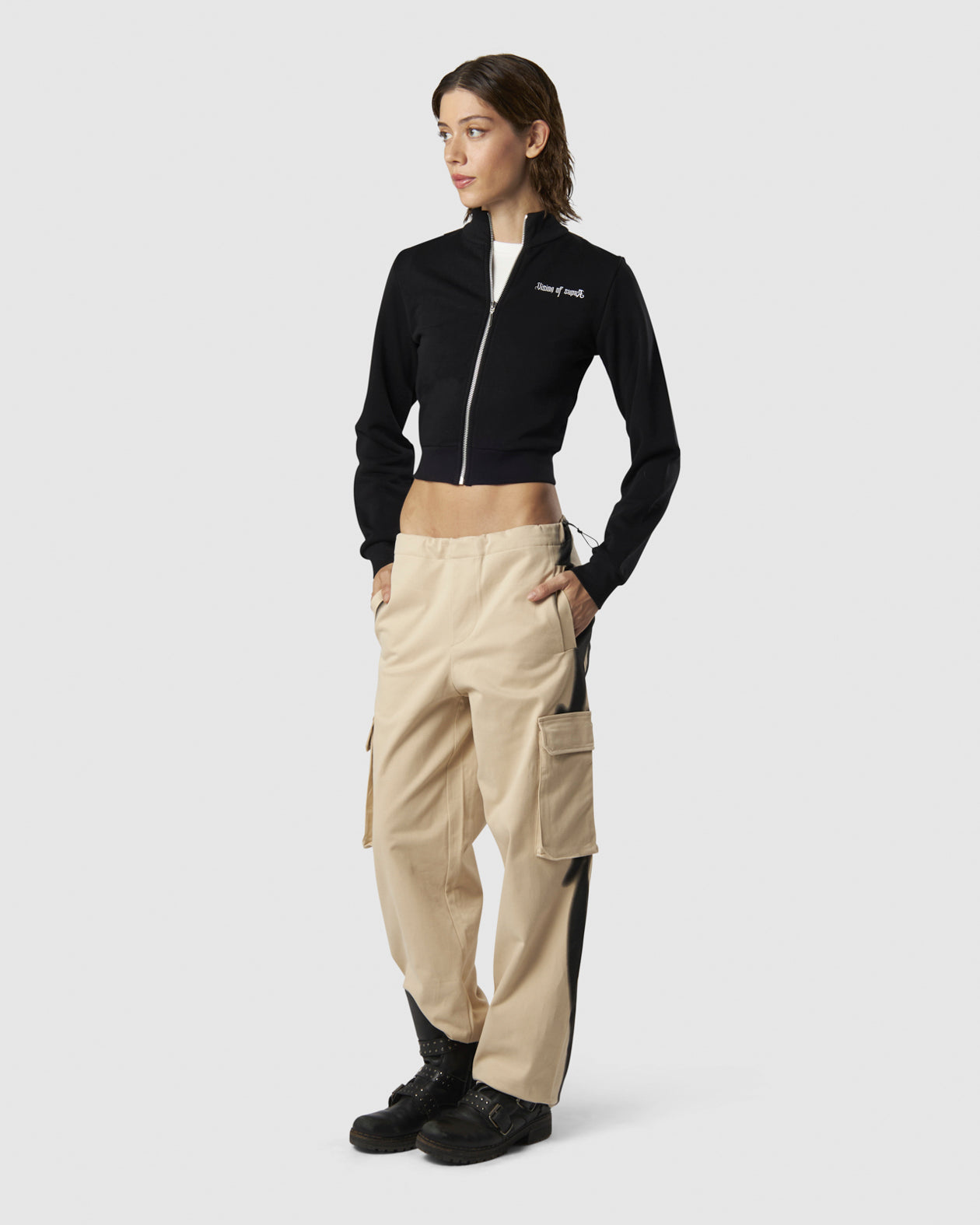 Vision Of Super BLACK LONGSLEEVE ZIP WITH EMBROIDERED LOGO ON FRONT AND EMBROIDERED TRIBAL GRAPHIC ON BACK I Più Venduti