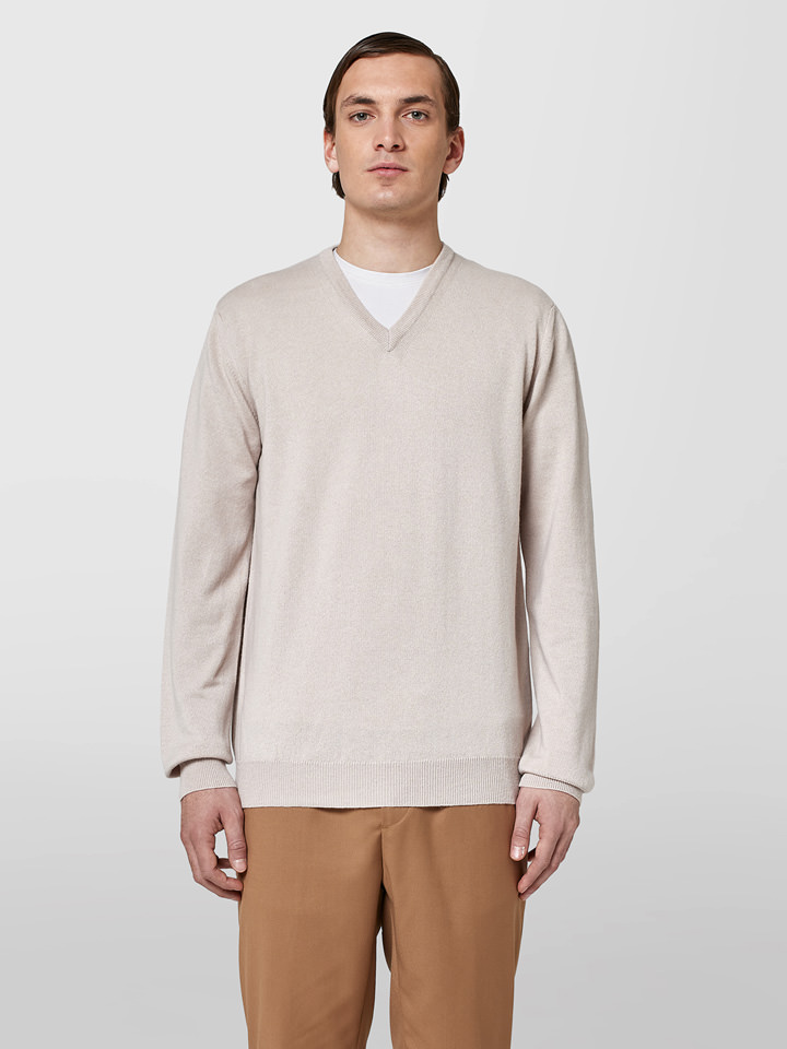Alpha studio SCOLLO A V BASIC IN CASHMERE Convenienza