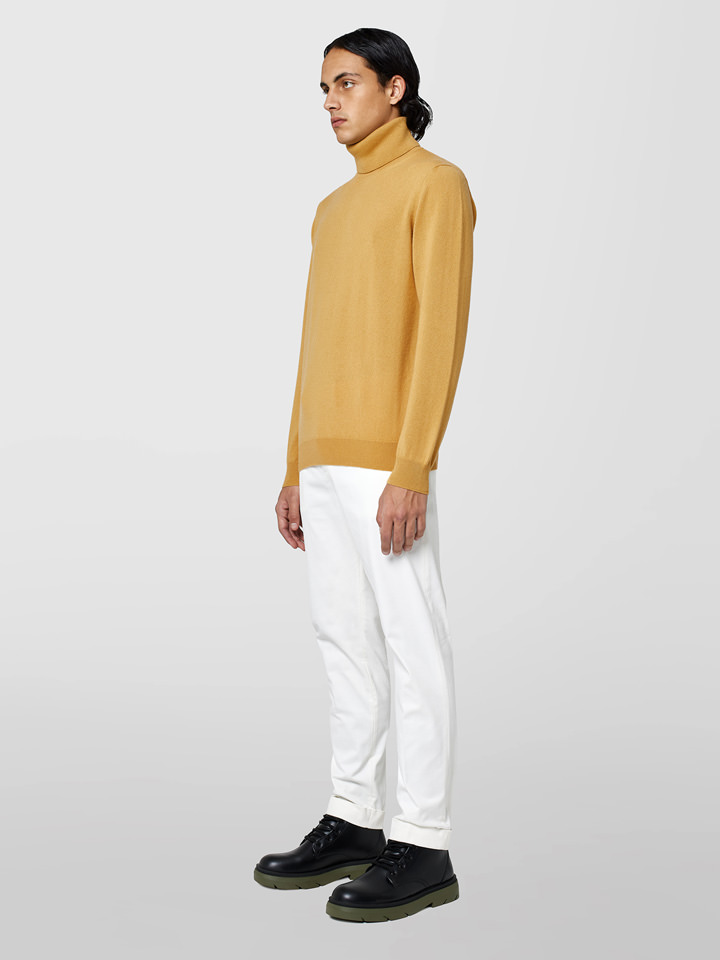 Alpha studio CICLISTA BASIC IN CASHMERE Saldi